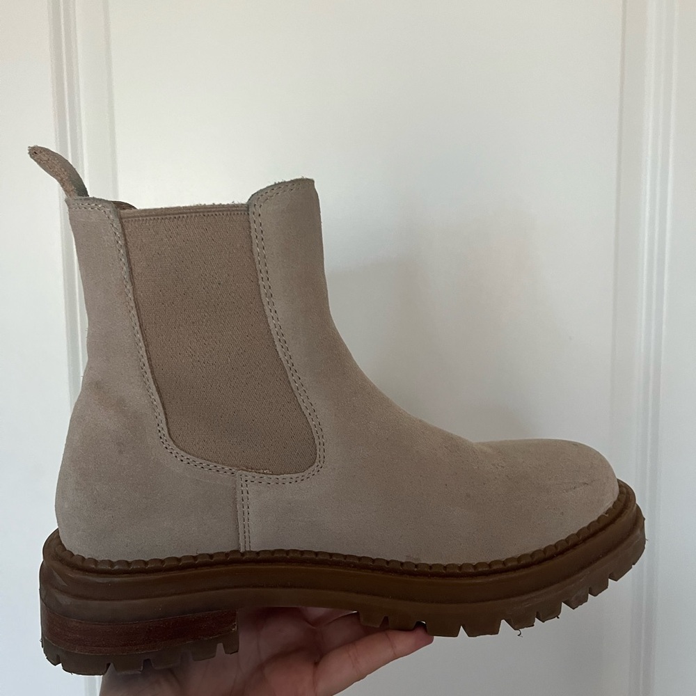 Steve Madden Chelsy Chelsea Bootie - Picture 4 of 5